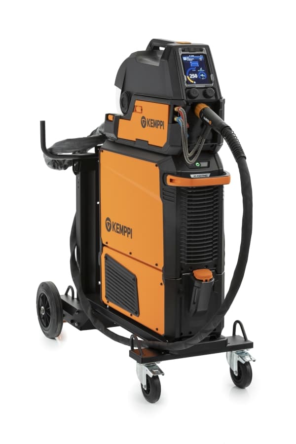 Kemppi X5 FastMig 500A Synergic vedelikjahutusega komplekt